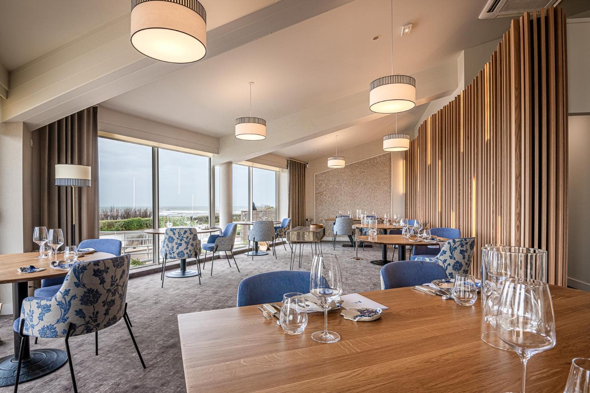 Logis Hotellerie Les Brisants , Restaurant J M Perochon Bretignolles-sur-Mer Exterior photo