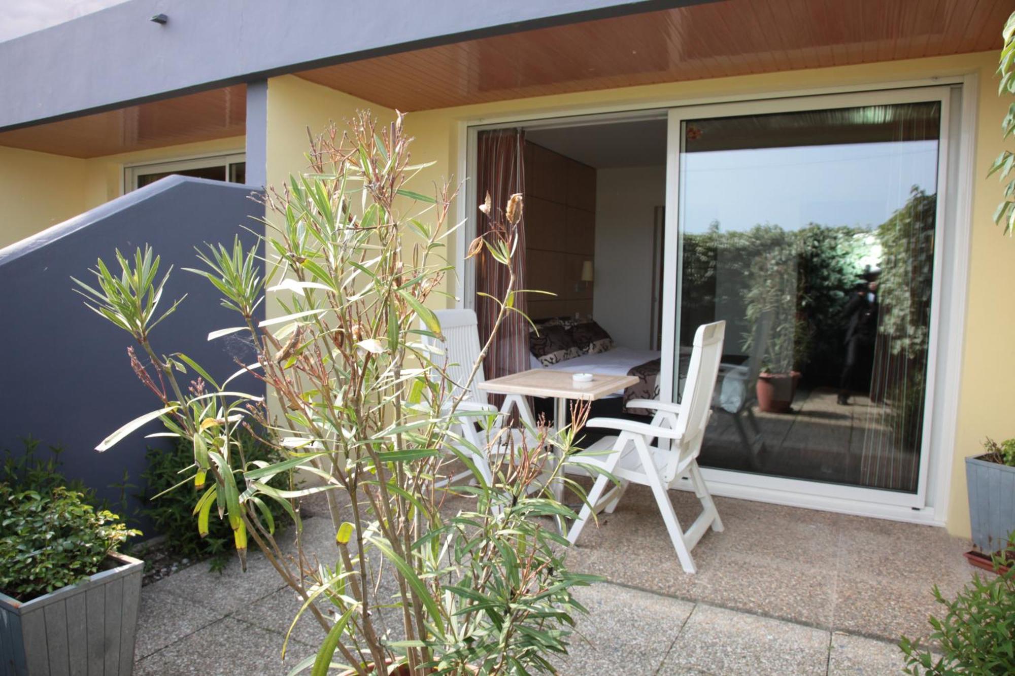Logis Hotellerie Les Brisants , Restaurant J M Perochon Bretignolles-sur-Mer Exterior photo