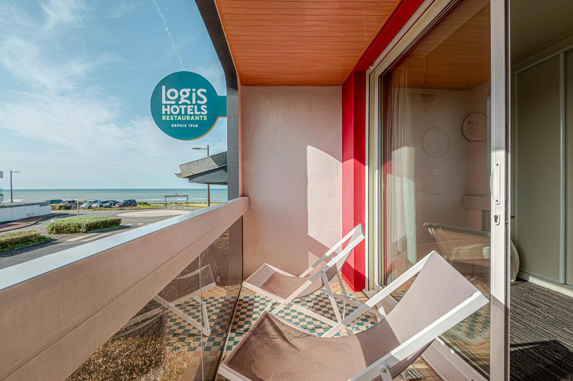 Logis Hotellerie Les Brisants , Restaurant J M Perochon Bretignolles-sur-Mer Exterior photo